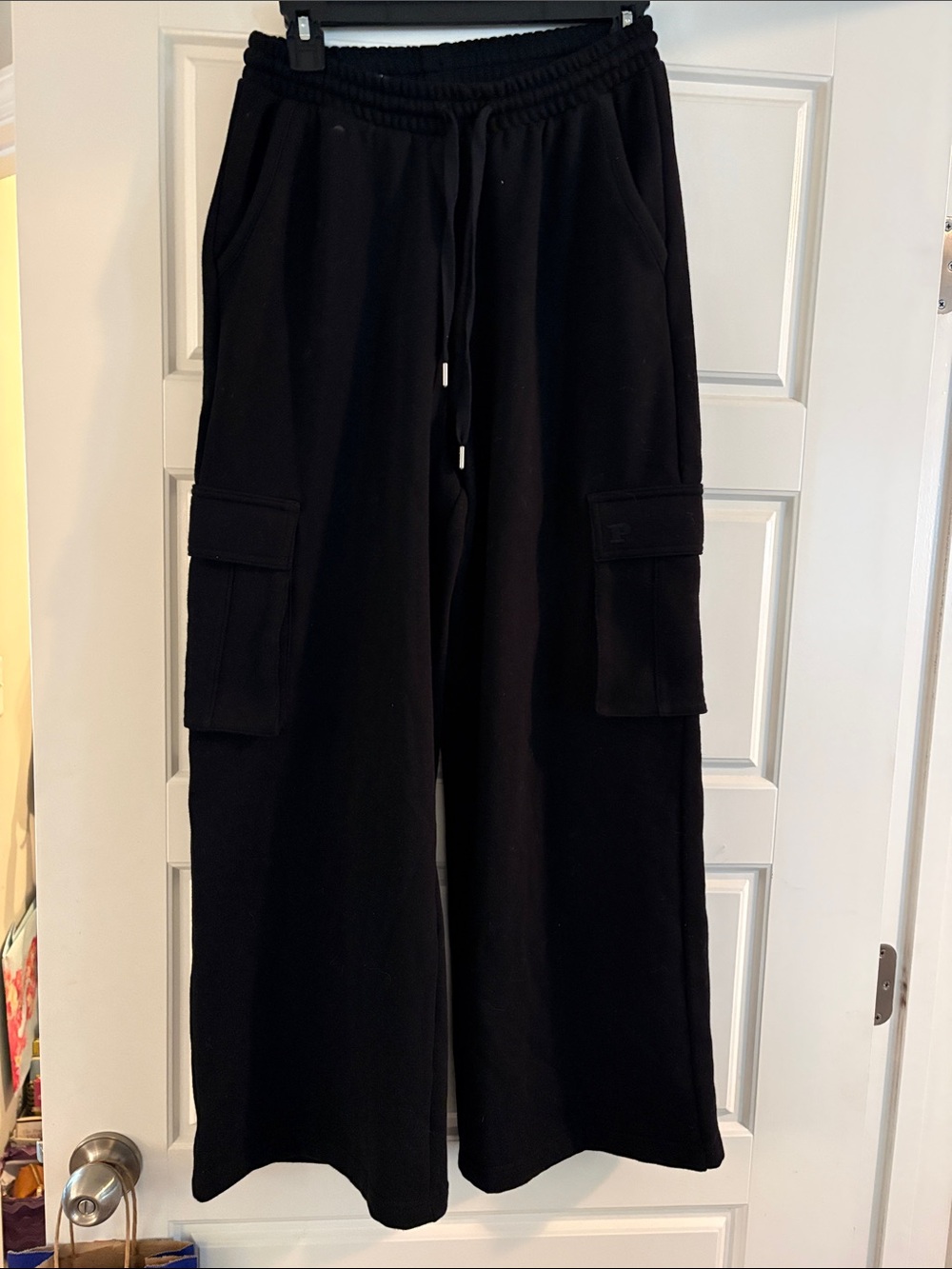 PINK Victoria's Secret Wide Leg Cargo Sweatpants - Black